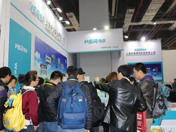 ઉત્સાહી ગ્રાહકો